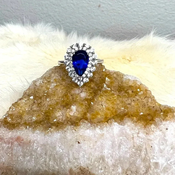 "Stunning Stauer .925 Sterling Silver CZ Sapphire Ring - Size 8" - Picture 1 of 7